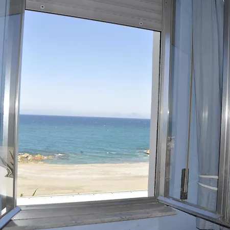 La Scogliera ホテル 4*