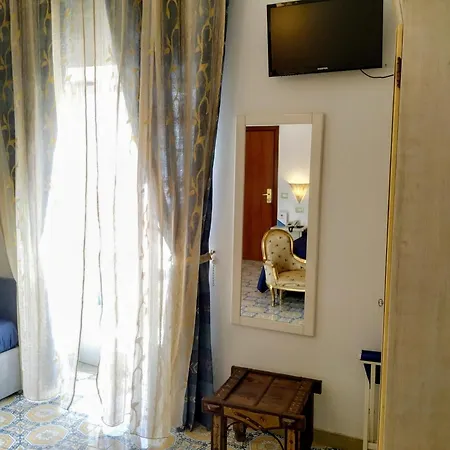 La Scogliera Ξενοδοχείο